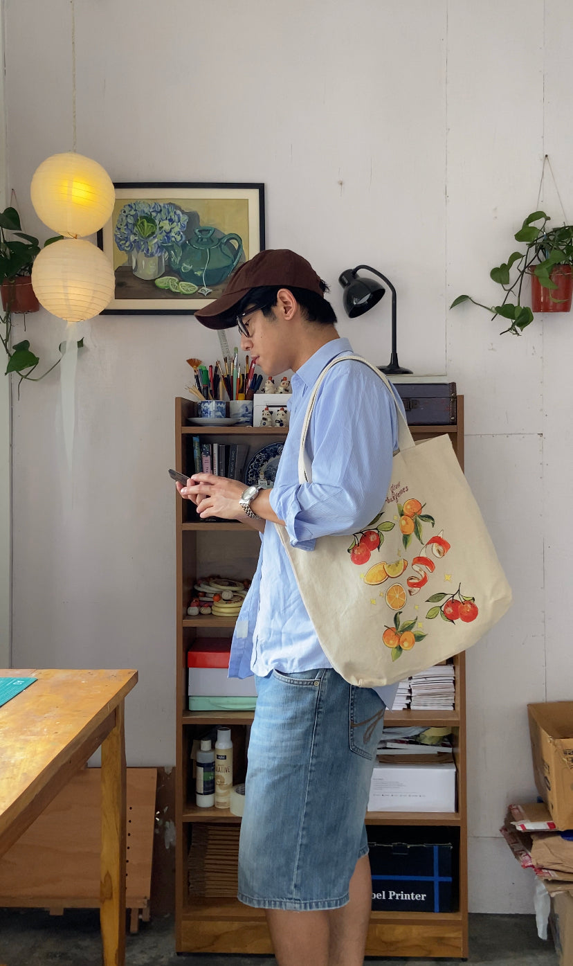 The orange boy Tote bag