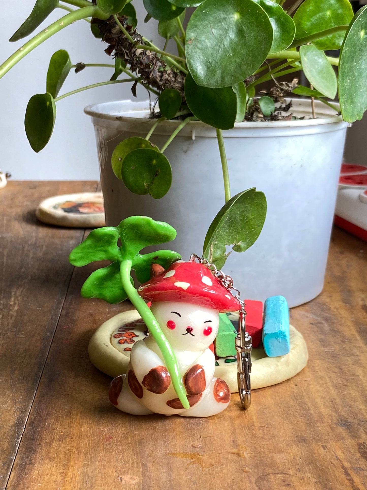 Ichiro with clover keychain