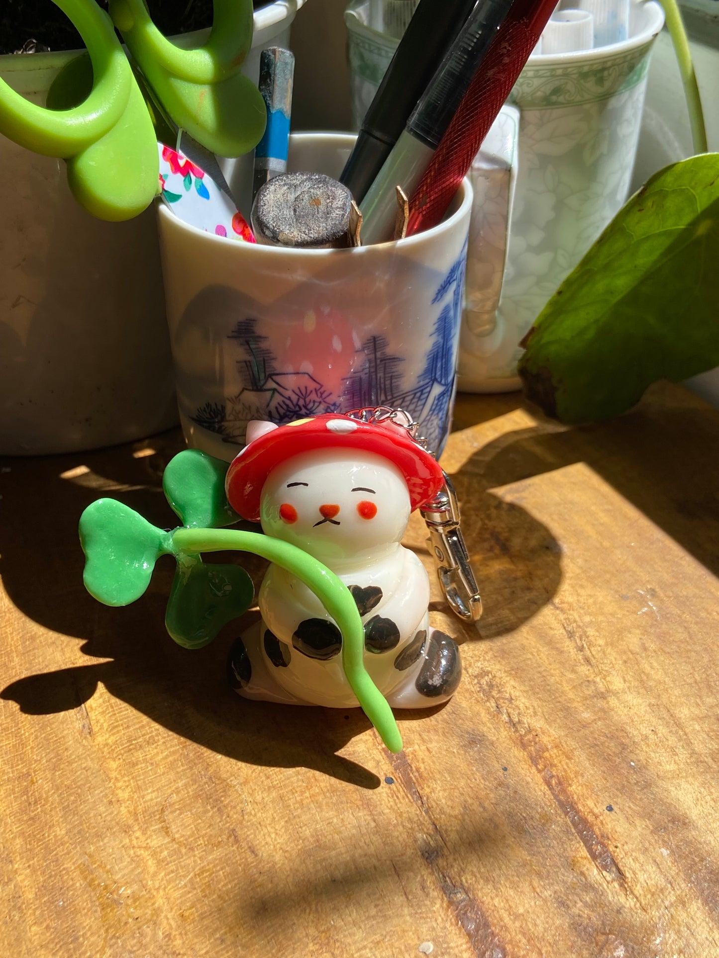 Ichiro with clover keychain